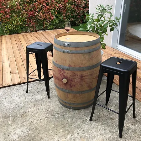 2 Avec Jacuzzi Βίλα